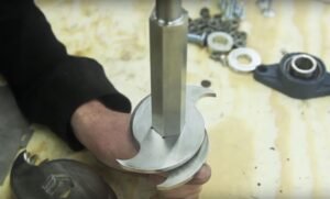 making-plastic-crusher
