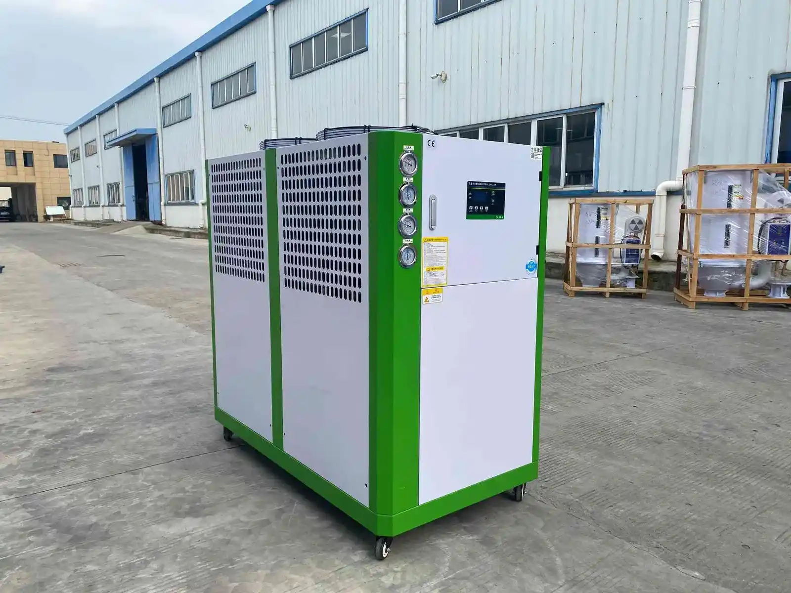 Air cooled chiller