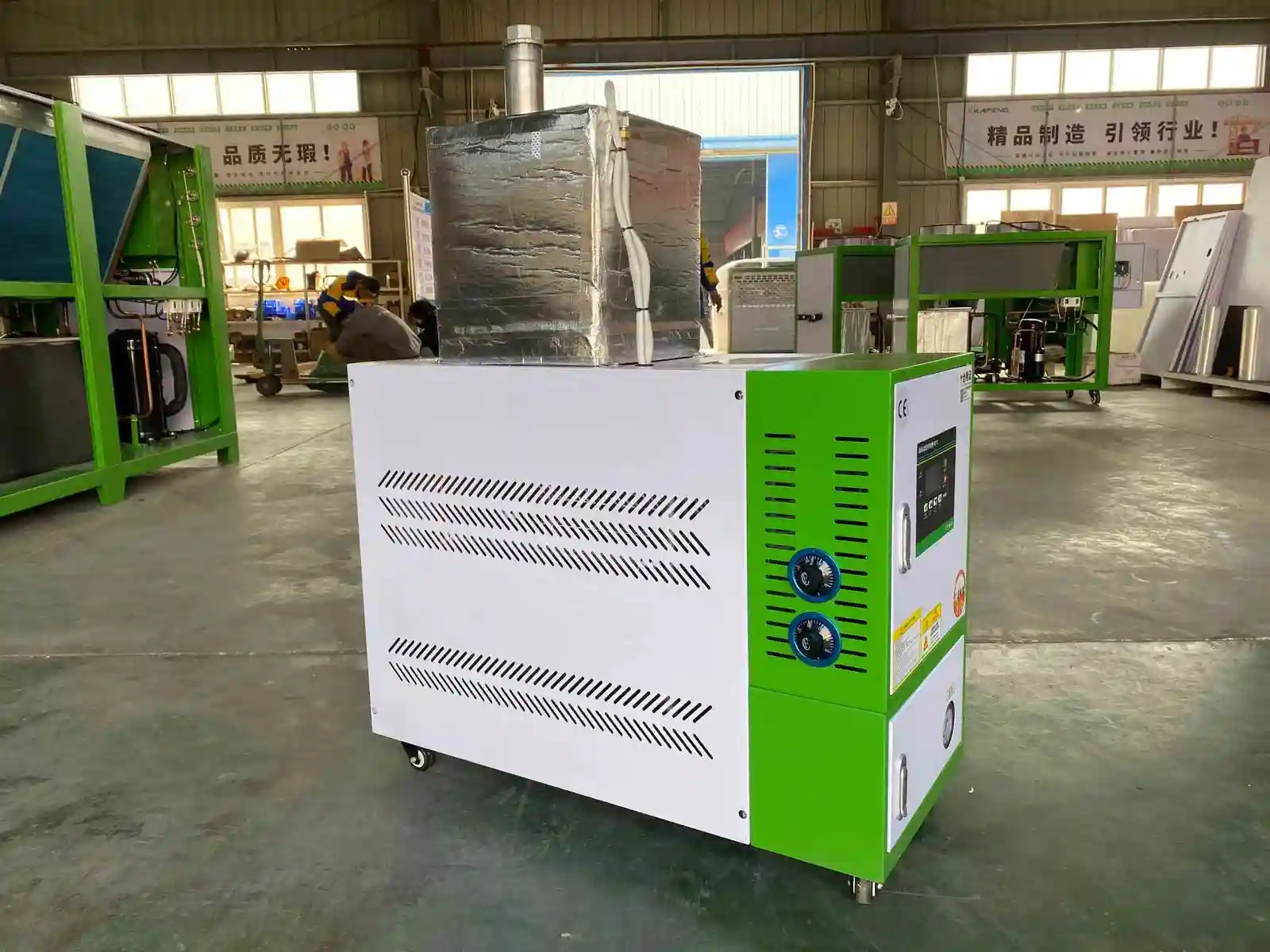 ماكينة درجة حرارة القالب